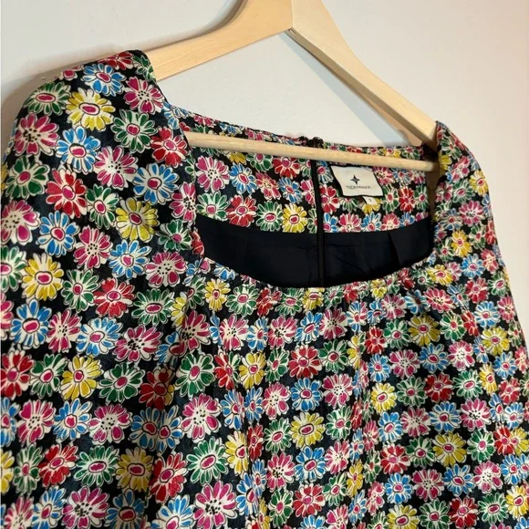 Tuckernuck jacquard floral blouse - Picture 4 of 12